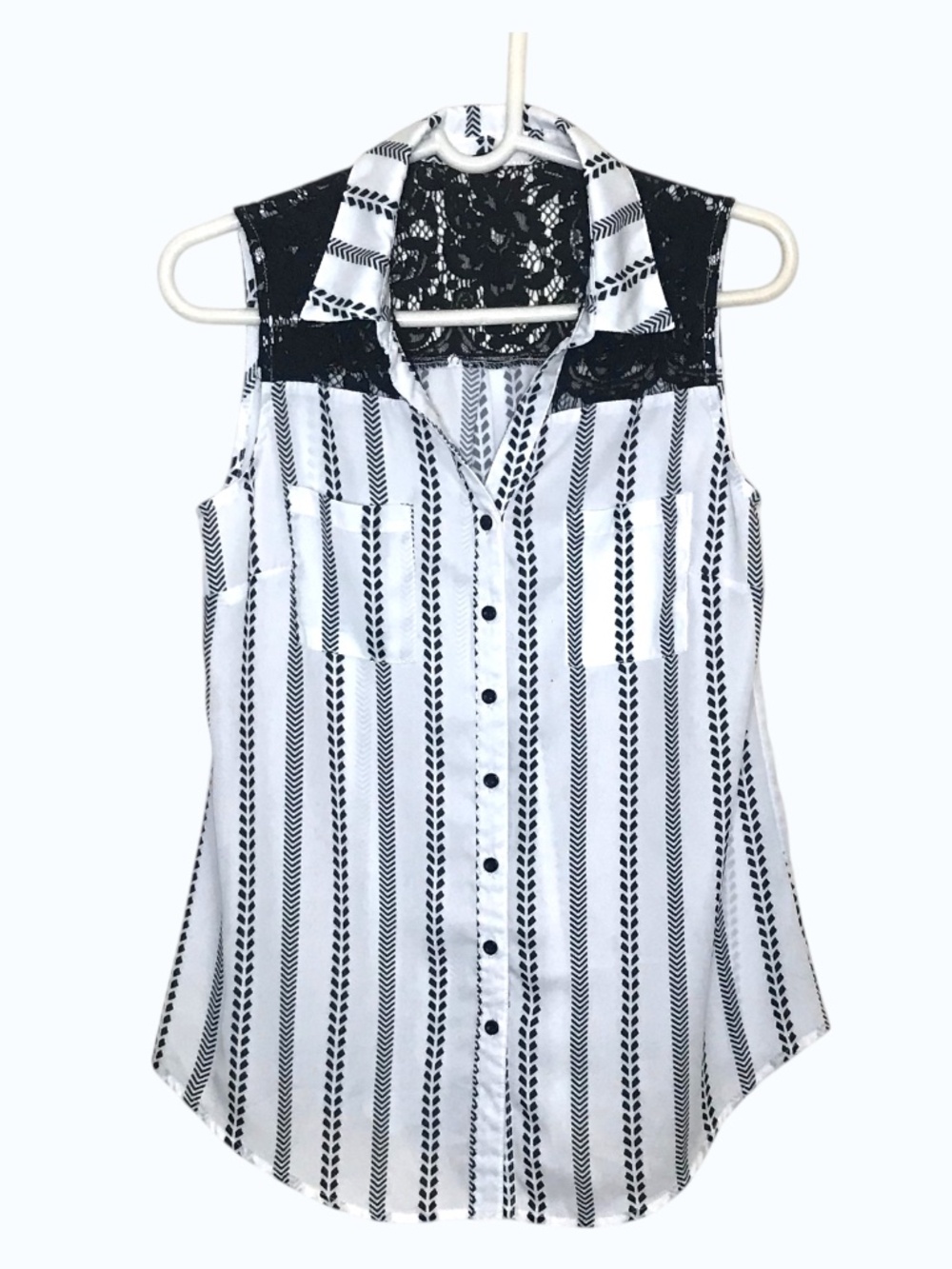 Black White Striped Sleeveless Blouse Lace Detail Button Front Summer Top S/M